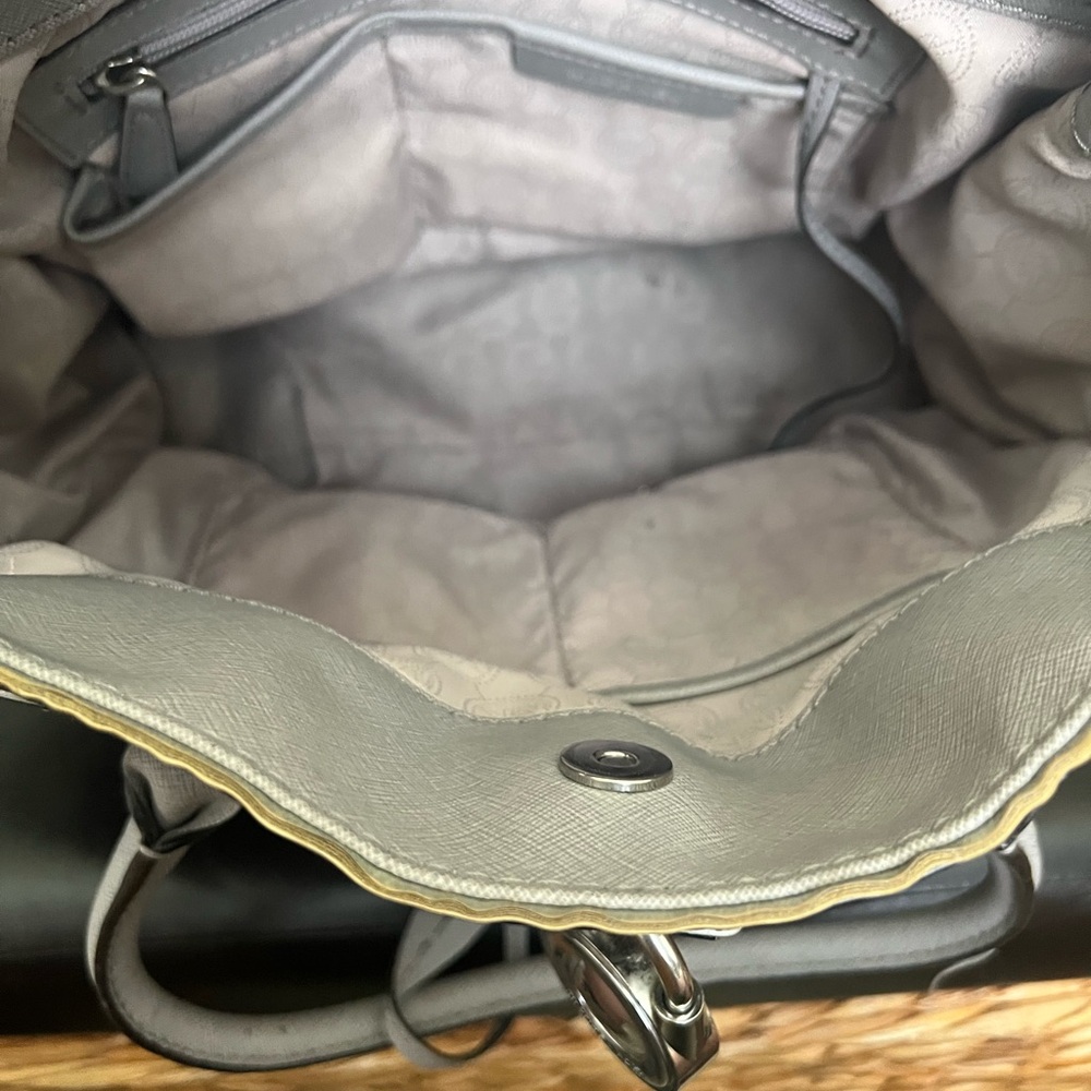 Michael Kors Gray Patterned Bag - image 3